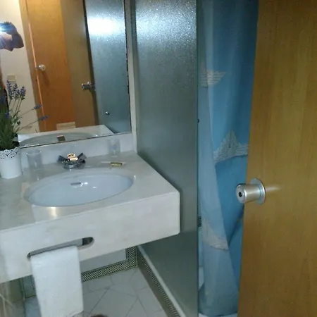 Victory Village Apartament *